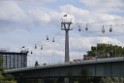 Koelner Seilbahn Gondel blieb haengen Koeln Linksrheinisch P100